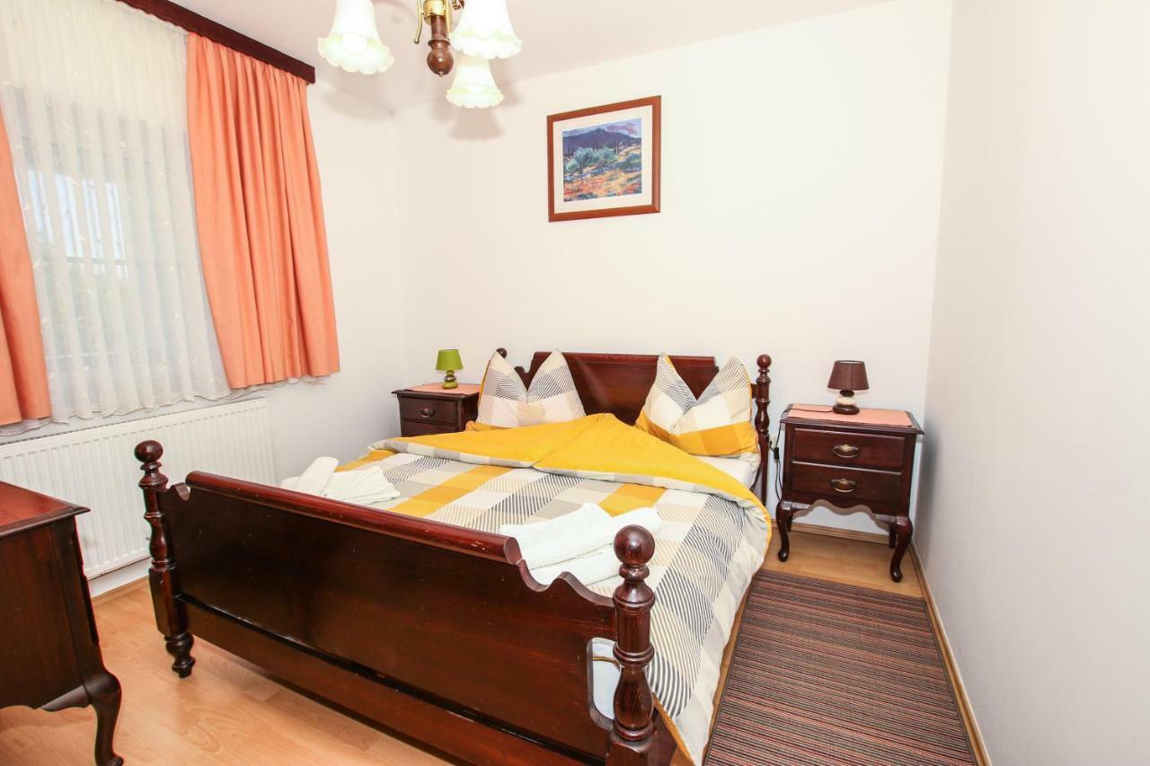 Apartmani Ljubica Пореч Екстер'єр фото