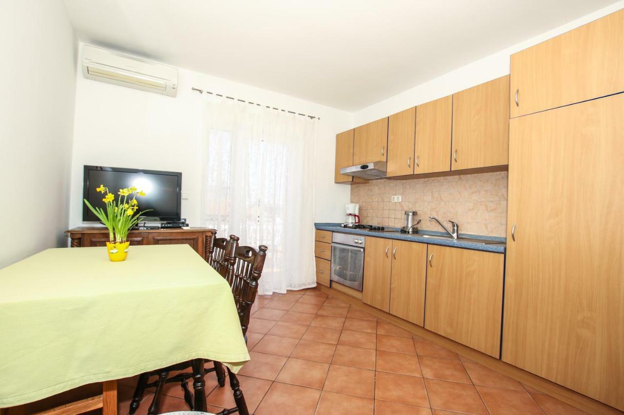 Apartmani Ljubica Пореч Екстер'єр фото